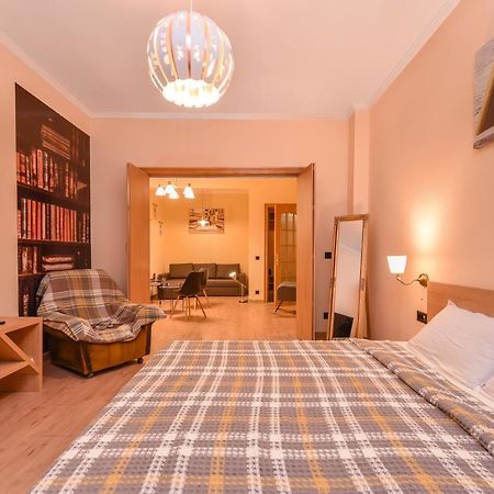 Sofia Dream Apartment - The Library - 3-Bdr, 2-Bthr By Flat Mаnager Extérieur photo
