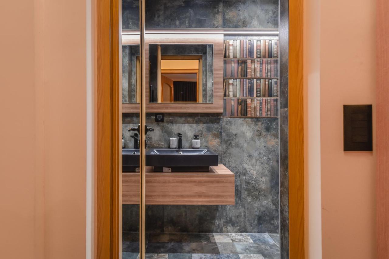 Sofia Dream Apartment - The Library - 3-Bdr, 2-Bthr By Flat Mаnager Extérieur photo
