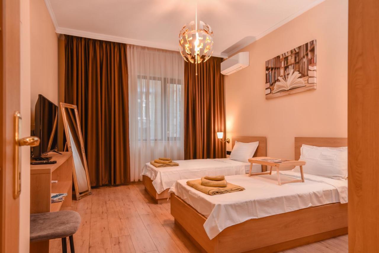 Sofia Dream Apartment - The Library - 3-Bdr, 2-Bthr By Flat Mаnager Extérieur photo