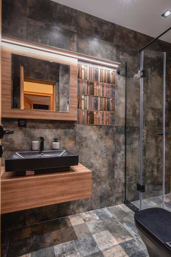 Sofia Dream Apartment - The Library - 3-Bdr, 2-Bthr By Flat Mаnager Extérieur photo